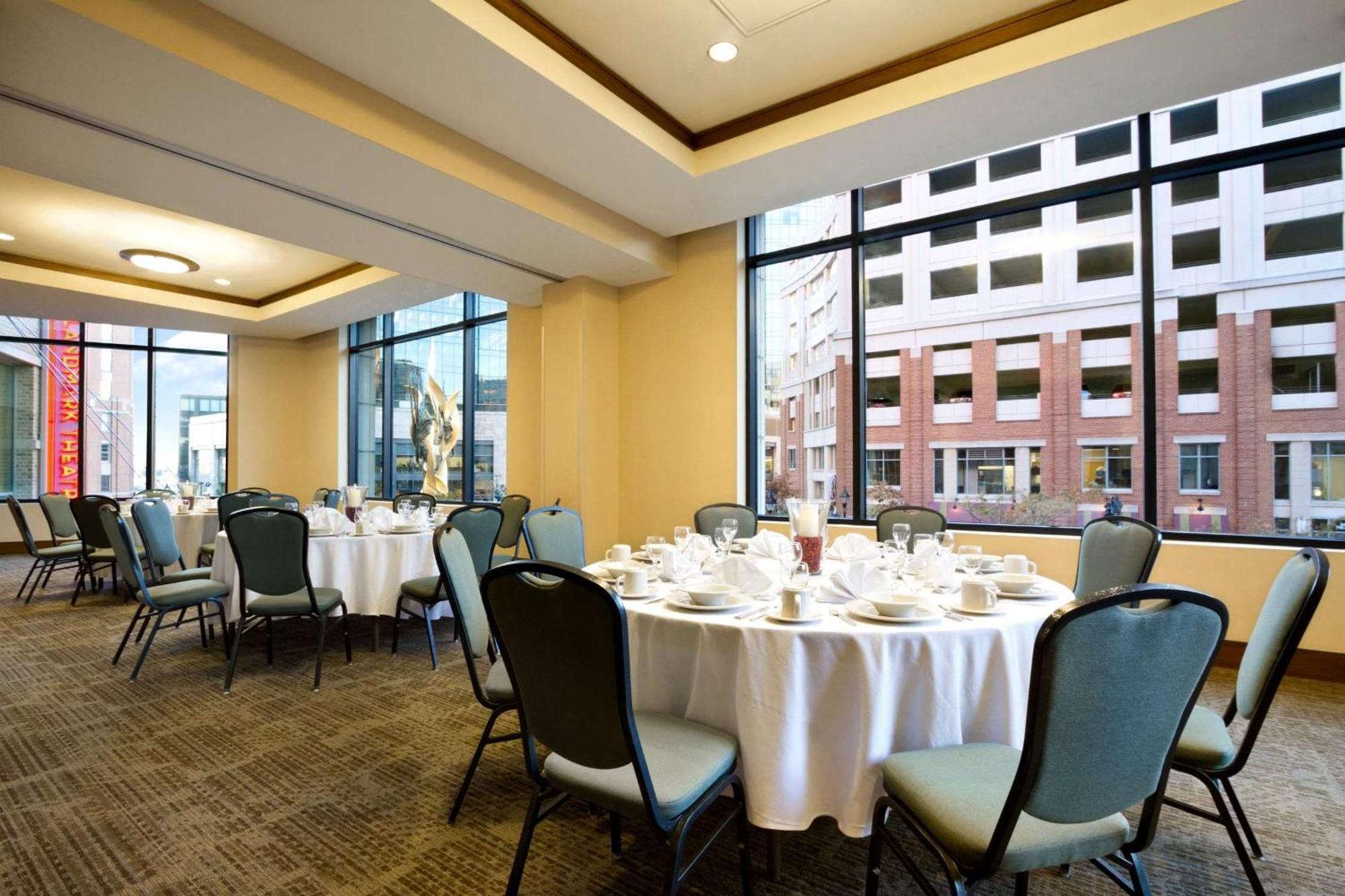 Hilton Garden Inn Baltimore Inner Harbor Buitenkant foto